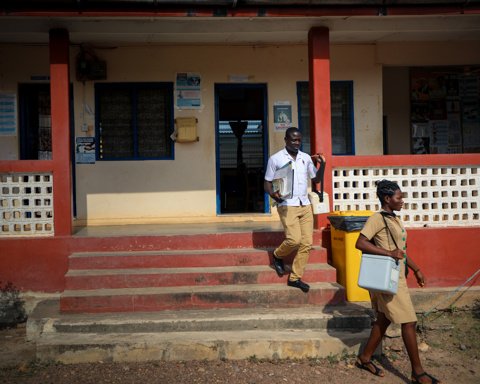 Health workers at a clinic near Cape Coast, Ghana. Photo: WHO/Fanjan Combrink